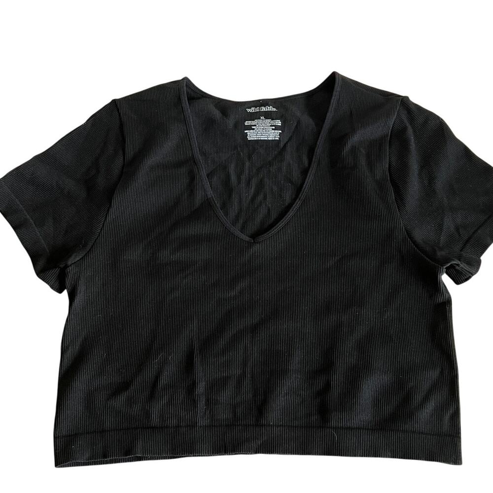 Wild Fable Women's Black Short Sleeve V-Neck Ribbed T-Shirt - Size XL - NWT
